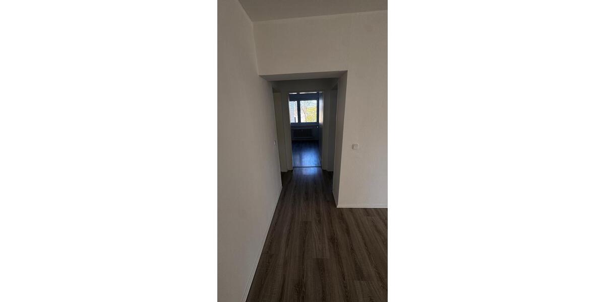 Erdgeschoßwohnung Bad Berleburg - 4 Zimmer, 98 m&sup2;, 760&euro; | Angebot:26564661