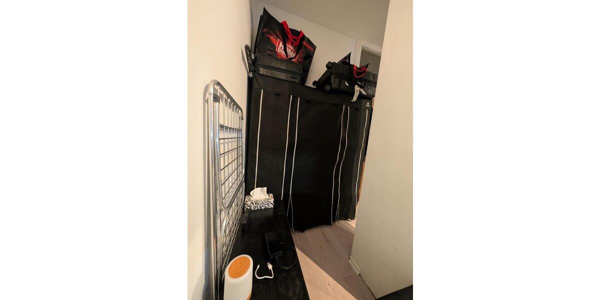 Wohnen auf Zeit Saarbrücken Neue Bremm - 1 Zimmer, 28 m&sup2;, 480&euro; | Angebot:25418954