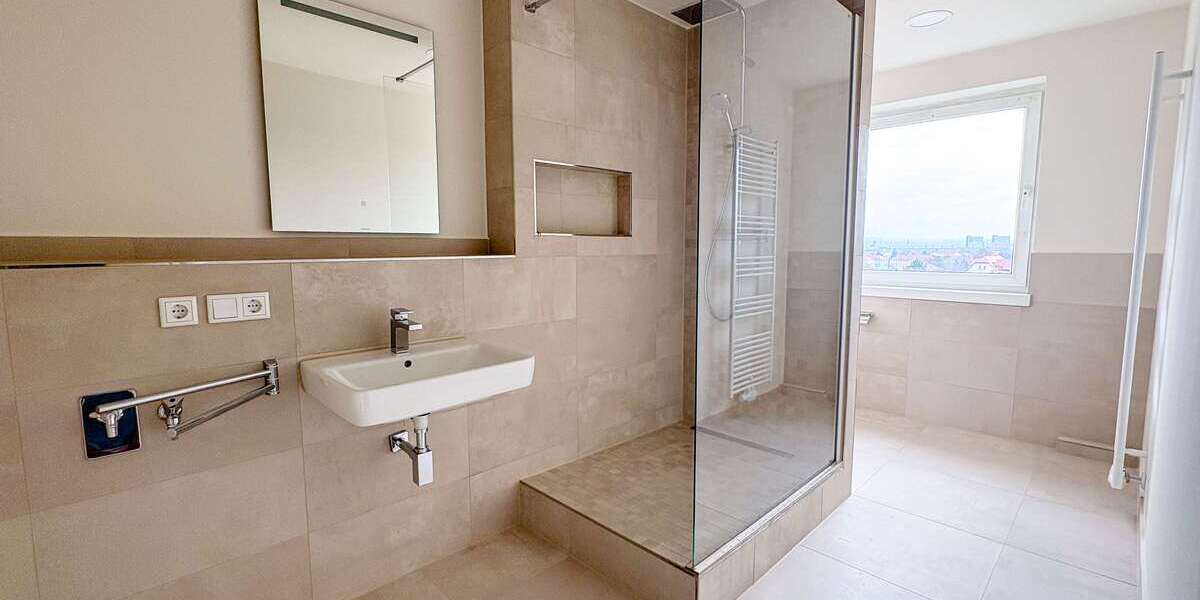 Etagenwohnung Dresden Torna - 4 Zimmer, 122 m&sup2;, 1.519&euro; | Angebot:27199802