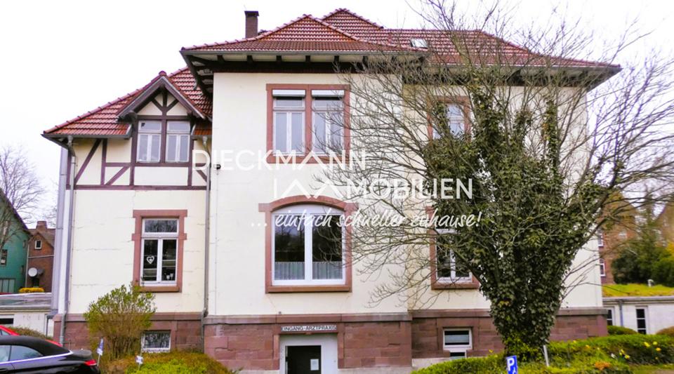 Großzügige Wohnung mit Aufzug und Charme 4 zimmer