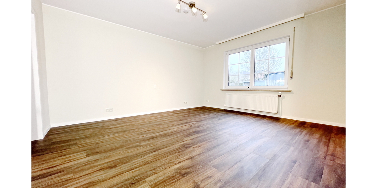 Einfamilienhaus mit 8 Zimmern und traumhaftem Garten zur Miete - Einfamilienhaus Wiemersdorf | Angebot:26058055