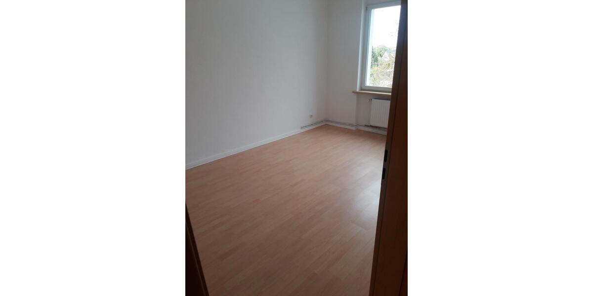Etagenwohnung Fürstenwalde (Spree) - 2 Zimmer, 63 m&sup2;, 627&euro; | Angebot:26338886