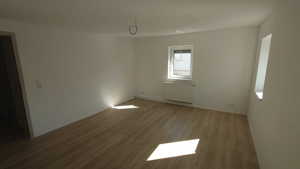 Etagenwohnung Lichtenfels - 3 Zimmer, 95 m&sup2;, 720&euro; | Angebot:26643610