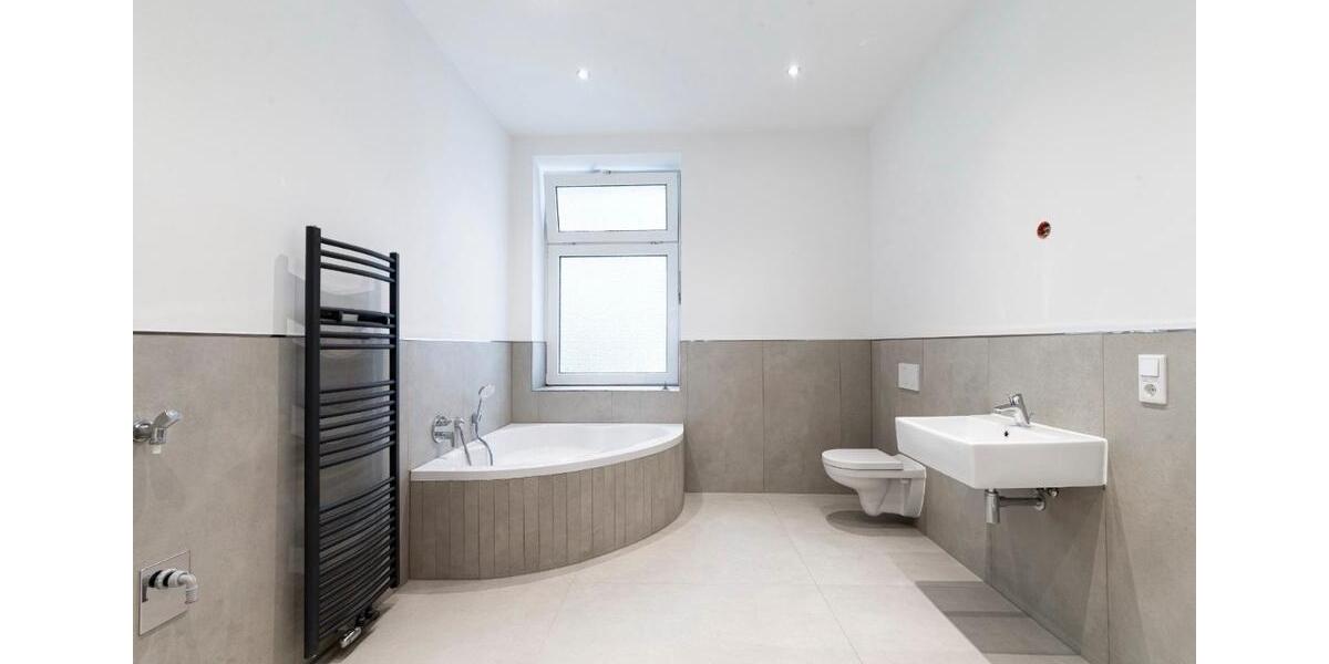 Etagenwohnung Wuppertal Arrenberg - 2 Zimmer, 75 m&sup2;, 880&euro; | Angebot:26005025