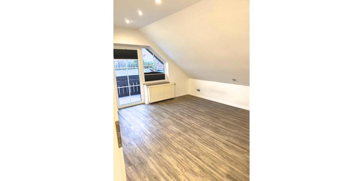 Etagenwohnung Osthofen - 5 Zimmer, 120 m&sup2;, 1.450&euro; | Angebot:23847452