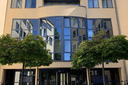 Großzügige helle Büroeinheit in attraktivem Bürokomplex nahe der Innenstadt! zimmer