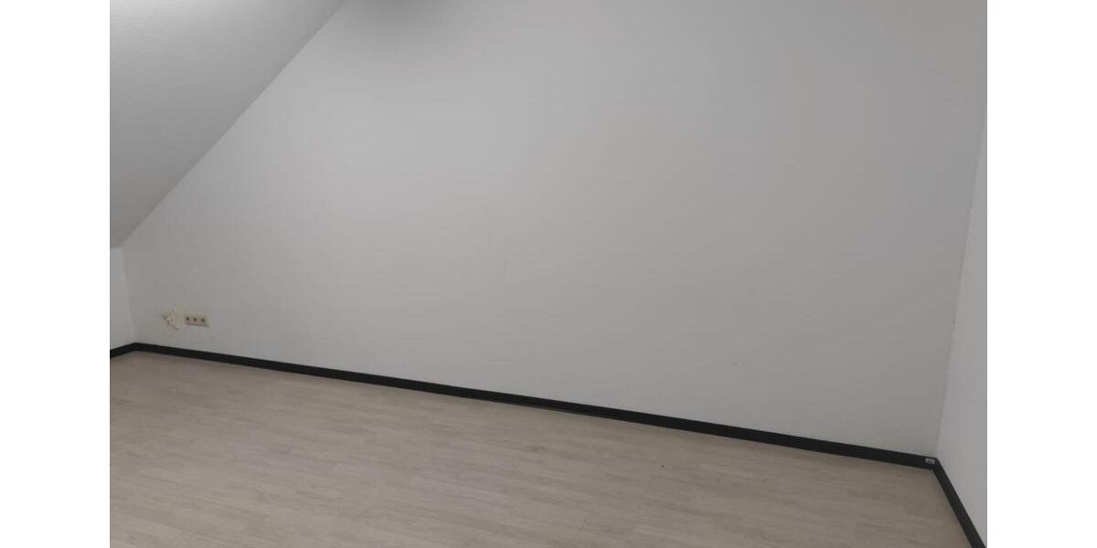 Renovierte 3,5-Zimmer-Wohnung zu vermieten 3.5 zimmer