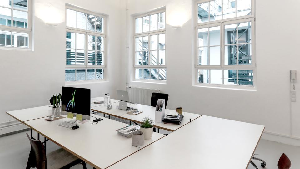 Vier Tage Platz in hellem Industriebau-Loft für Kreative - All-in-Miete