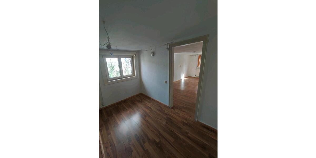 Wohnen auf Zeit Netphen - 2 Zimmer, 15 m&sup2;, 350&euro; | Angebot:26564588