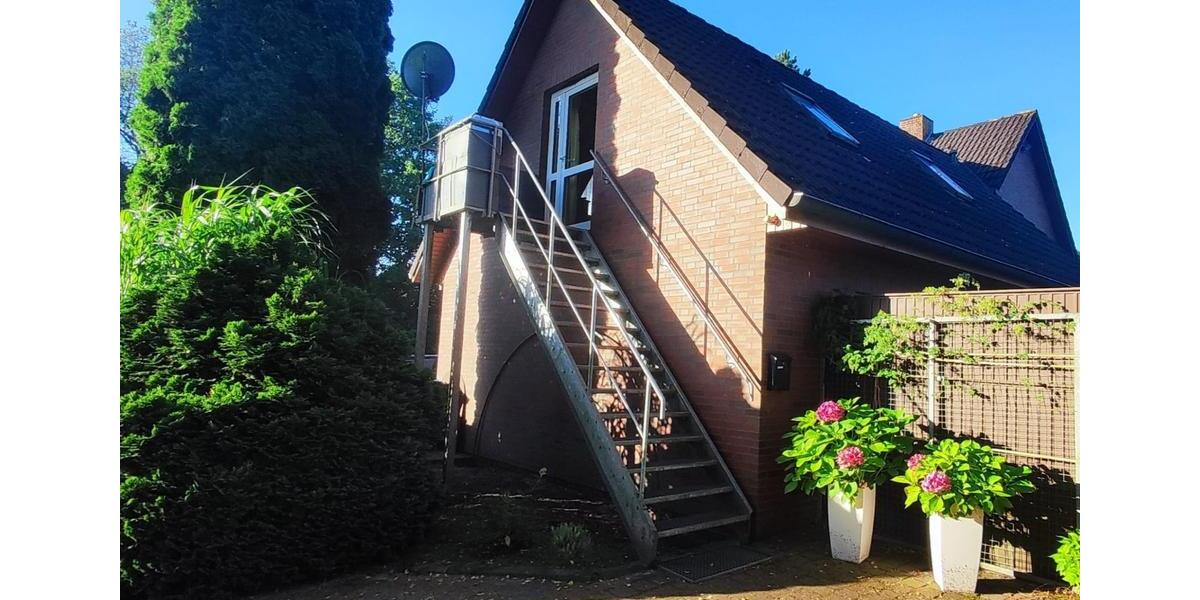 Gemütliche Single-Dachgeschosswohnung - Mit Terrasse 2 zimmer