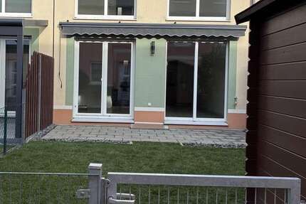 Haus zum Mieten in Feucht 1.870 € 140 m² 5 zimmer