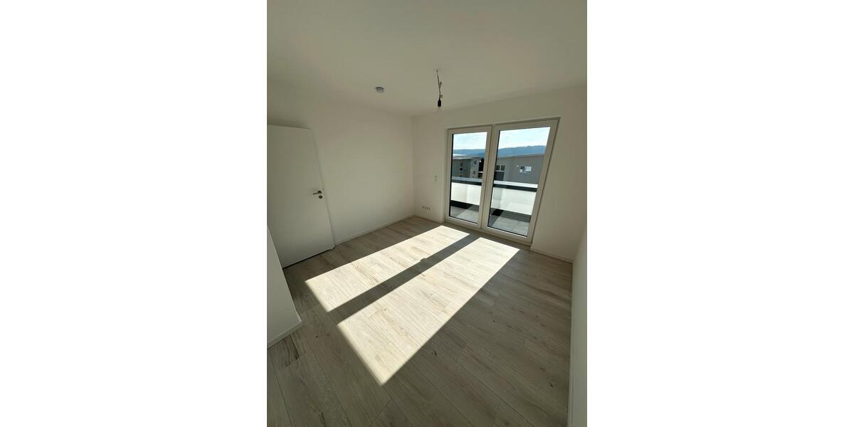Doppelhaushälfte Oberrot - 5 Zimmer, 150 m&sup2;, 1.500&euro; | Angebot:25382984