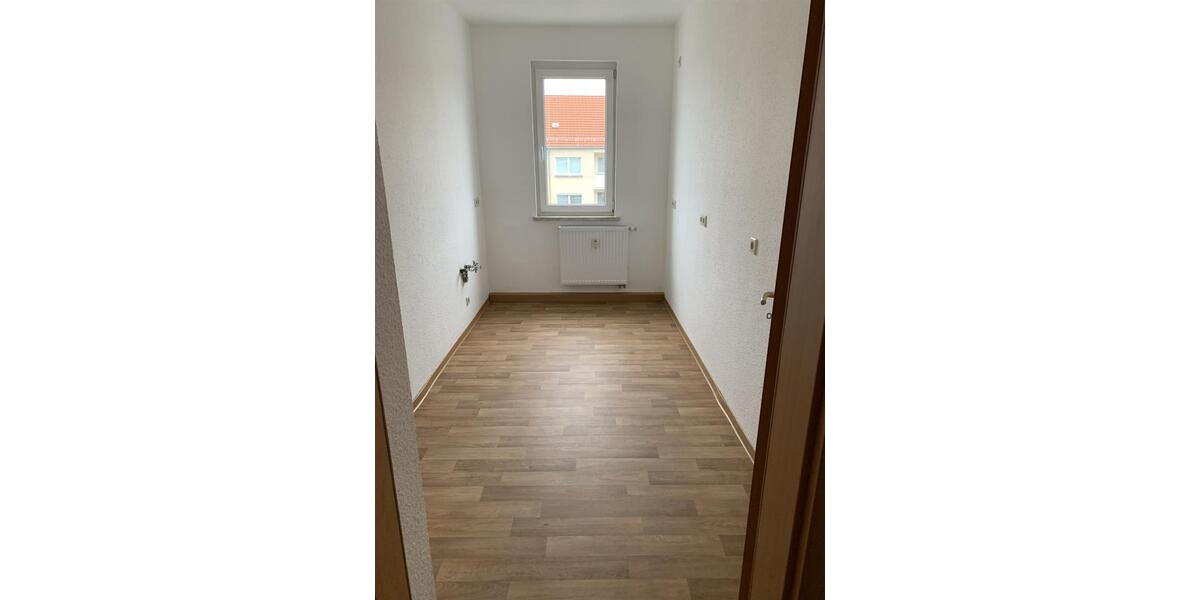 Erdgeschoßwohnung Kamenz - 3 Zimmer, 61 m&sup2;, 425&euro; | Angebot:25058155
