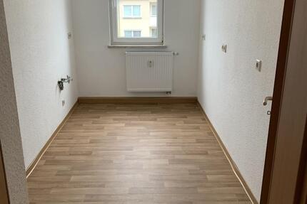 Wohnung Kamenz - 3 Zimmer, 61 m&sup2;, 425&euro; | Angebot:25058155