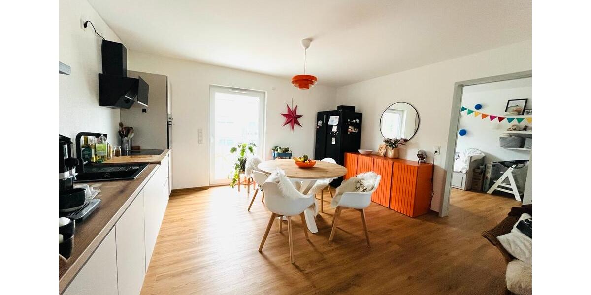 Dachgeschoßwohnung Homburg - 4 Zimmer, 96 m&sup2;, 1.400&euro; | Angebot:26295598