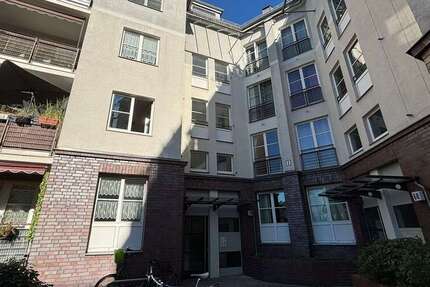 Wohnung zum Mieten in Berlin 819 € 59.57 m² 2 zimmer