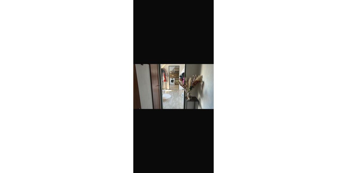 Dachgeschoßwohnung Leer (Ostfriesland) - 3 Zimmer, 86 m&sup2;, 750&euro; | Angebot:24472616