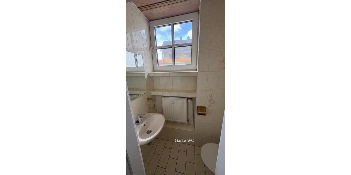 Erdgeschoßwohnung Hessisch Oldendorf - 5 Zimmer, 125 m&sup2;, 1.140&euro; | Angebot:26635555