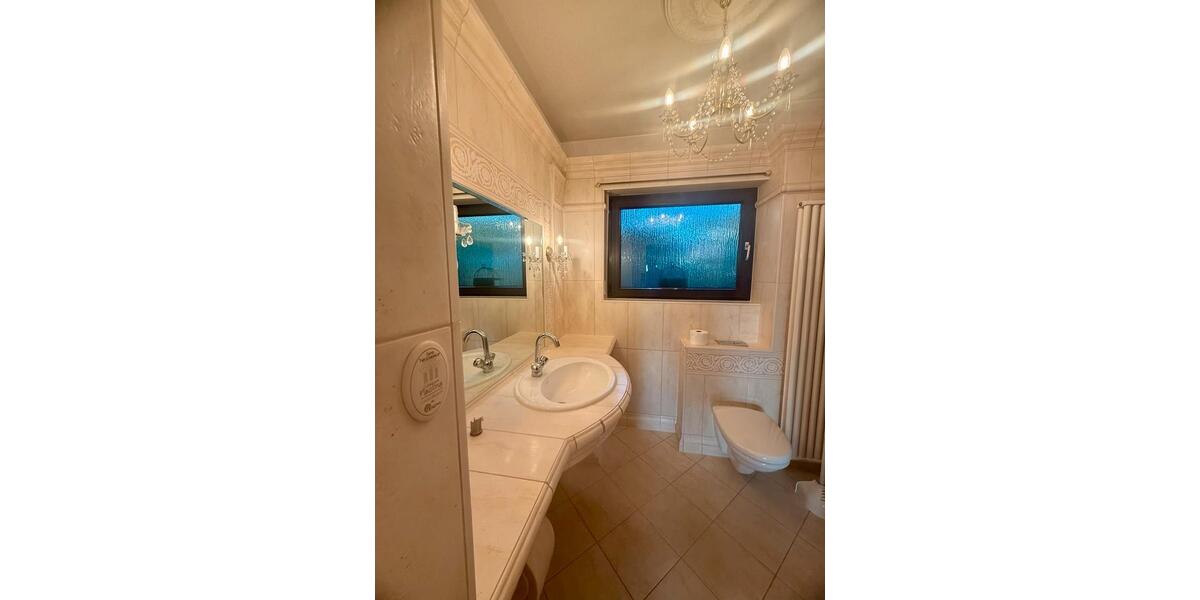 Etagenwohnung Kaiserslautern Engelshof - 4 Zimmer, 177 m&sup2;, 1.100&euro; | Angebot:25948178