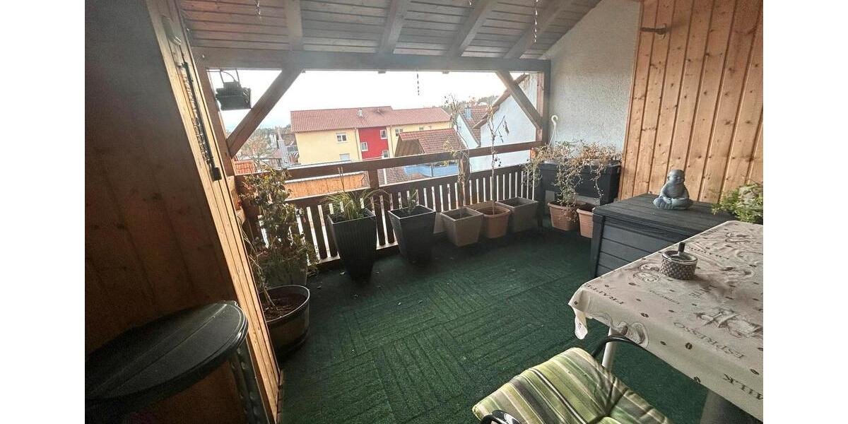 Großzügige 5-Zimmer-Wohnung im Herzen von Poppenlauer 5 zimmer