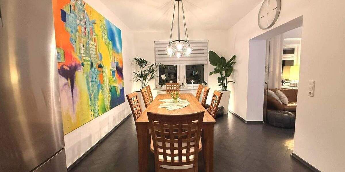 Etagenwohnung Hanau Lamboy - 3 Zimmer, 124 m&sup2;, 1.600&euro; | Angebot:24876555