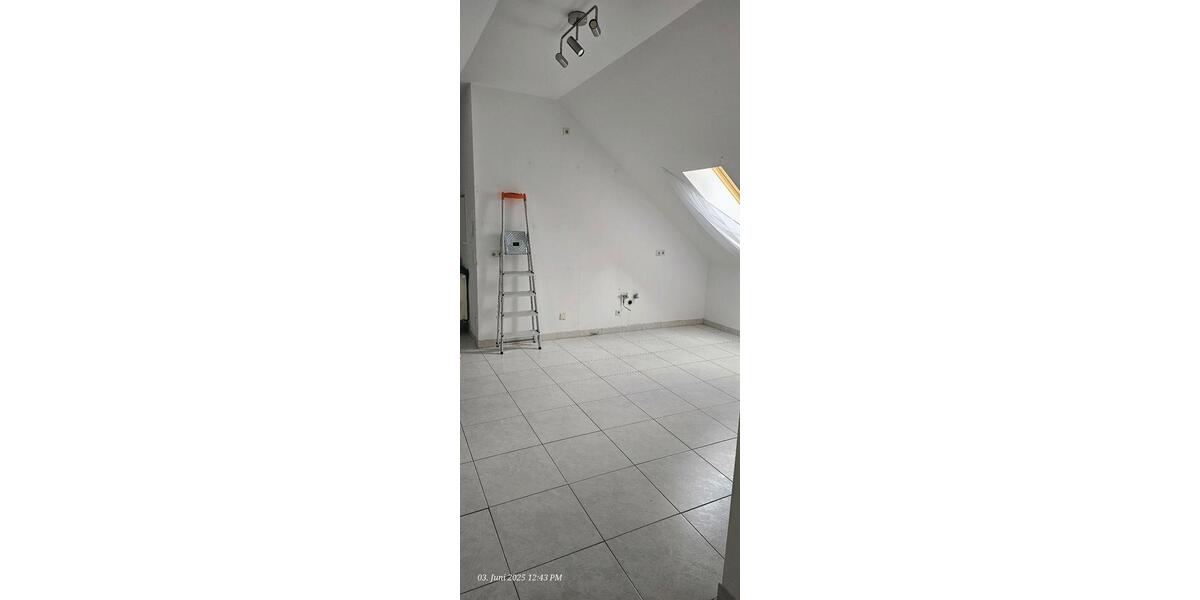 Dachgeschoßwohnung Cadolzburg - 2 Zimmer, 77 m&sup2;, 930&euro; | Angebot:26567487