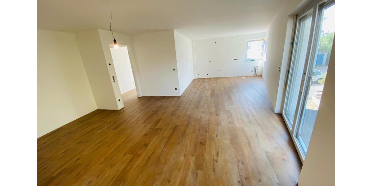 Etagenwohnung Lage - 3 Zimmer, 84 m&sup2;, 838&euro; | Angebot:26492202