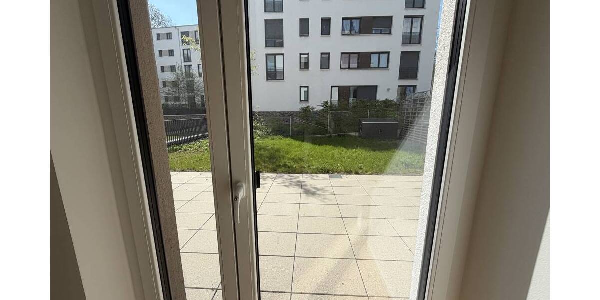 Etagenwohnung Stuttgart / Feuerbach Feuerbach - 3 Zimmer, 80 m&sup2;, 1.900&euro; | Angebot:26376113
