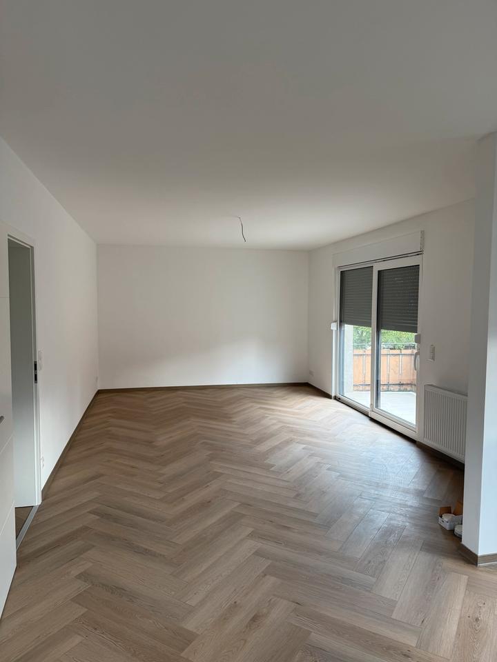 Attraktive 3-4 Zimmer-Wohnung mit Balkon-kernsaniert und stadtnah zimmer