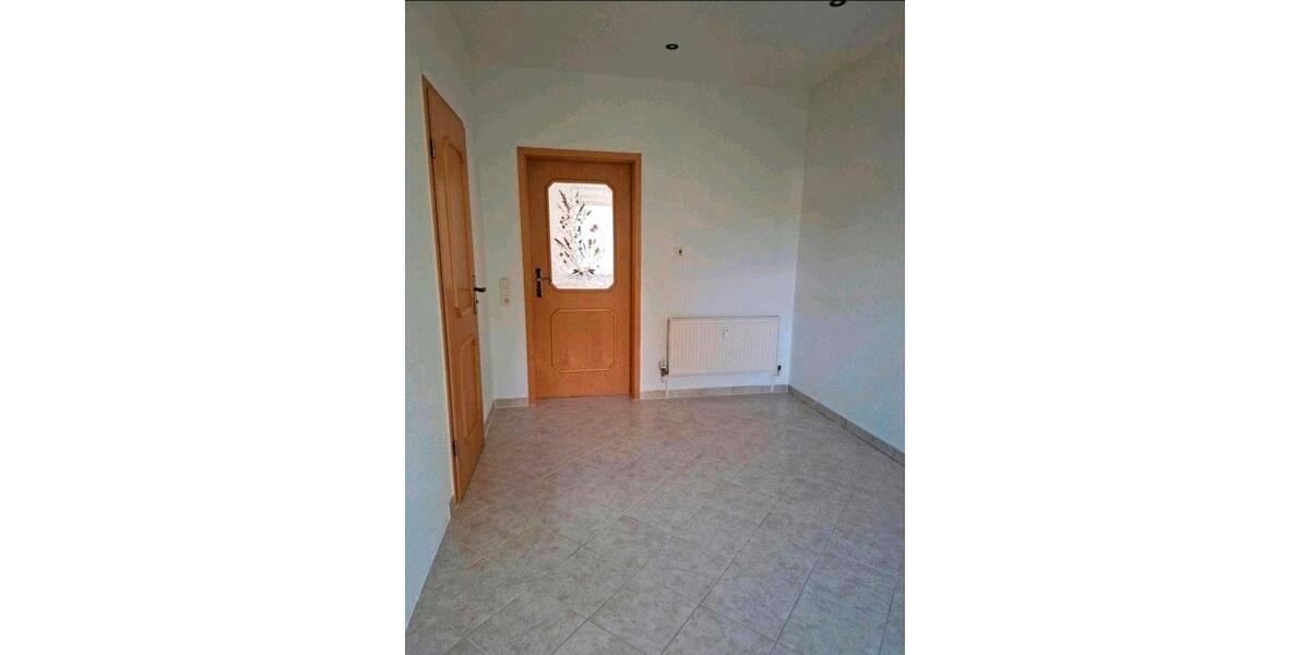 Etagenwohnung Döbeln - 3 Zimmer, 75 m&sup2;, 490&euro; | Angebot:26431478