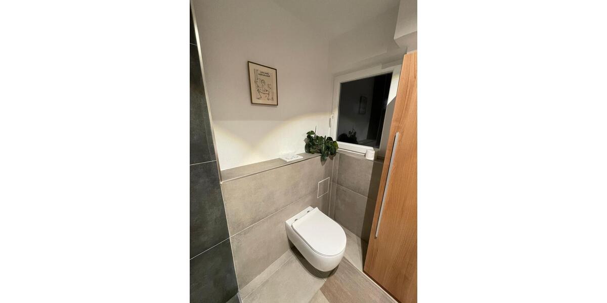 Etagenwohnung Eislingen (Fils) - 3.5 Zimmer, 90 m&sup2;, 1.000&euro; | Angebot:25048348