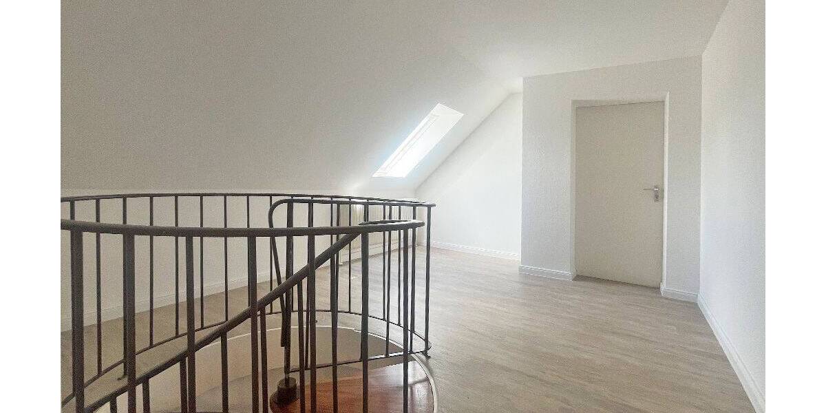Etagenwohnung Hamburg Rahlstedt - 4 Zimmer, 106 m&sup2;, 1.400&euro; | Angebot:26733432