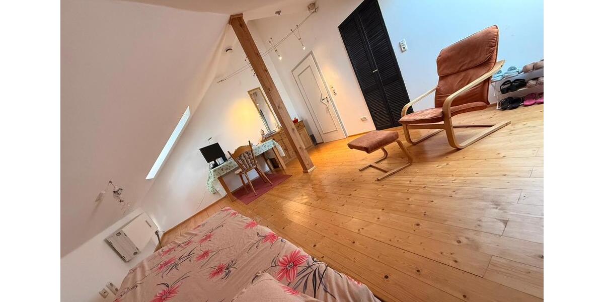 Etagenwohnung Dingolfing - 5 Zimmer, 16 m&sup2;, 396&euro; | Angebot:26462980