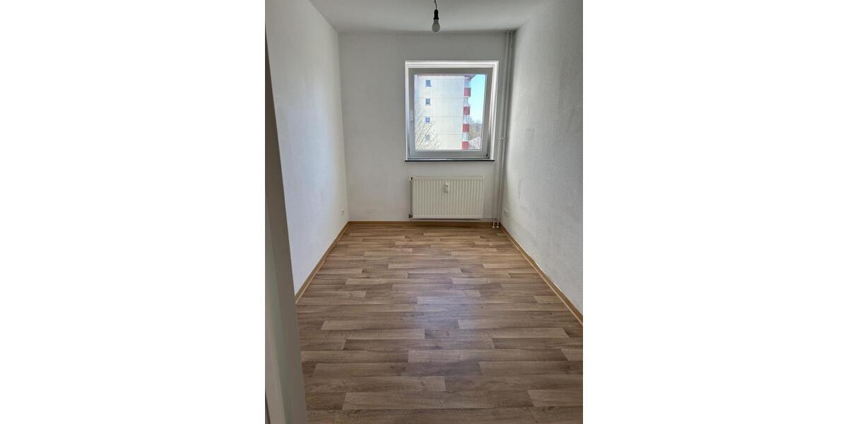 Etagenwohnung Flensburg Fruerlund - 4 Zimmer, 80 m&sup2;, 699&euro; | Angebot:26058421