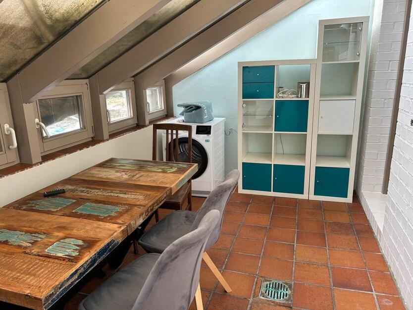 Helle 2 Zimmer Souterrain Wohnung in Hebertshausen zimmer