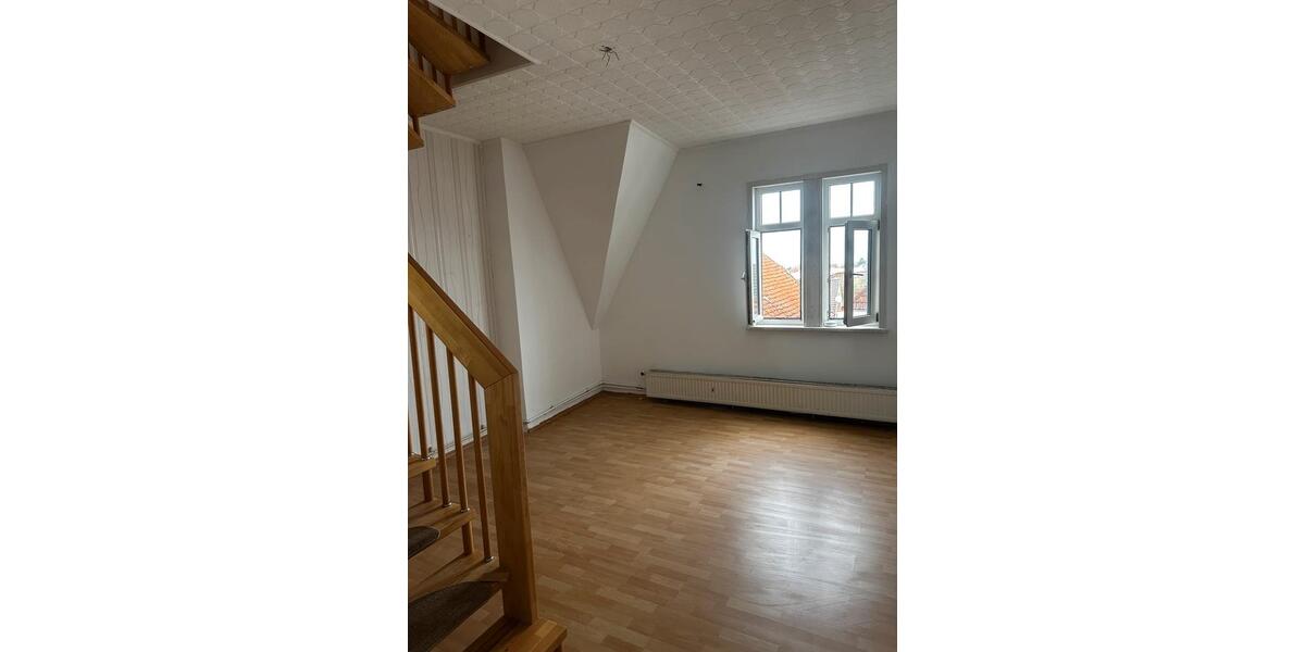 Dachgeschoßwohnung Obernkirchen - 4 Zimmer, 110 m&sup2;, 850&euro; | Angebot:24885929