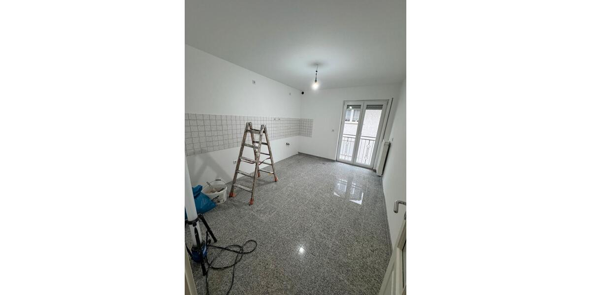 Etagenwohnung Limburg an der Lahn Linter - 5 Zimmer, 120 m&sup2;, 1.200&euro; | Angebot:25512375