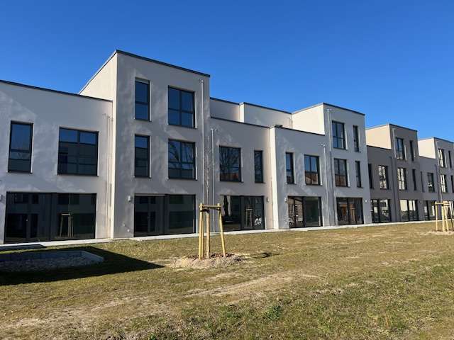 Haus zum Mieten in Königs Wusterhausen 1.887,03 € 129.7 m² 4 zimmer