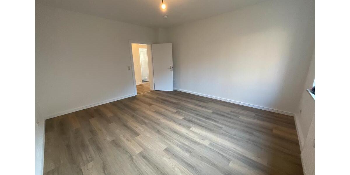 Etagenwohnung Wuppertal Lichtenplatz - 1 Zimmer, 39 m&sup2;, 400&euro; | Angebot:25150676