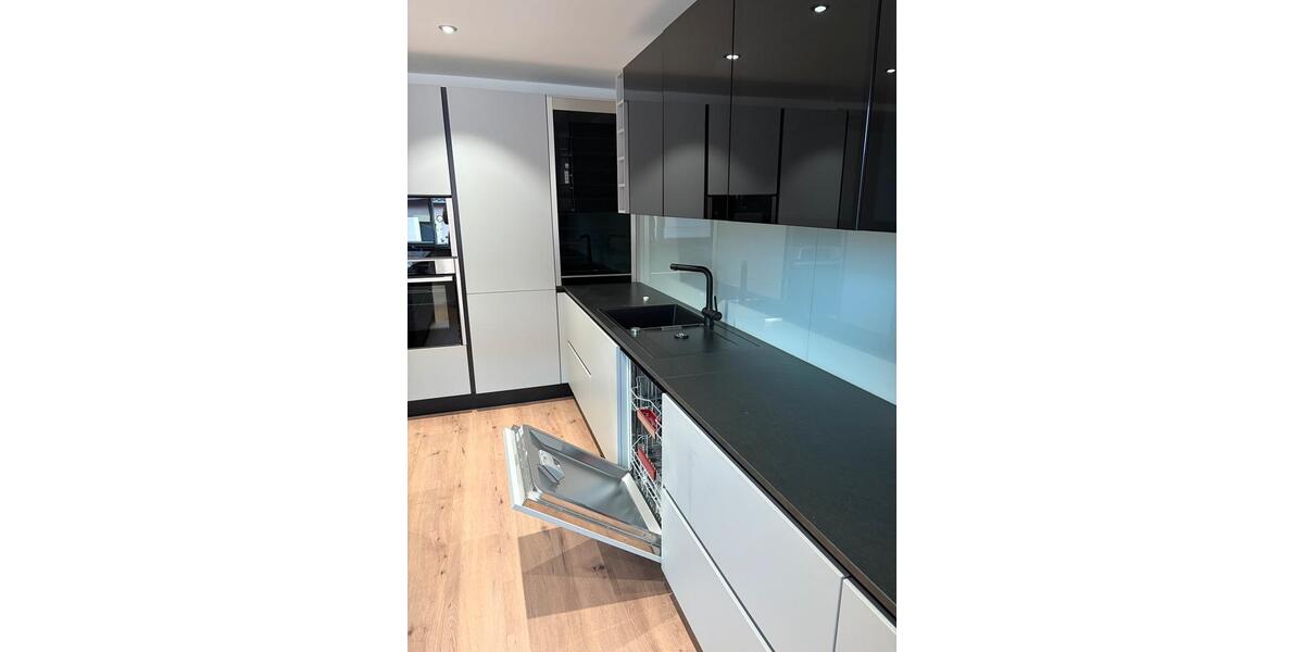 Etagenwohnung Lonnerstadt - 2 Zimmer, 95 m&sup2;, 950&euro; | Angebot:25860442