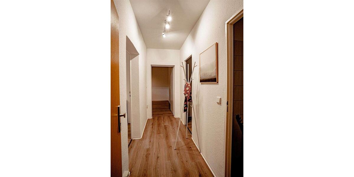 Etagenwohnung Heideland - 3 Zimmer, 58 m&sup2;, 327&euro; | Angebot:25899236