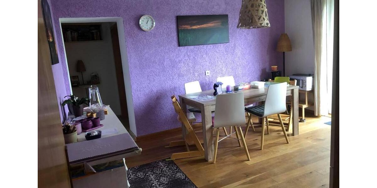 Etagenwohnung Leupoldsgrün - 3 Zimmer, 100 m&sup2;, 40&euro; | Angebot:24619150