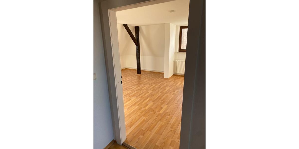 Dachgeschoßwohnung Dessau-Roßlau Dessau - 2 Zimmer, 59 m&sup2;, 400&euro; | Angebot:25783063