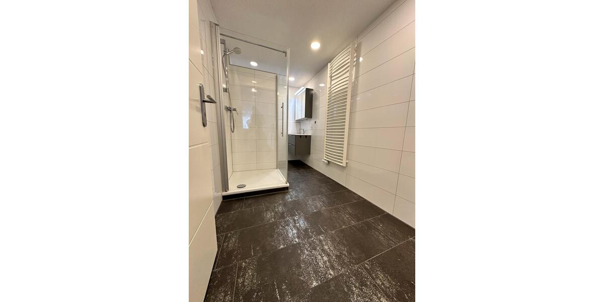 Hochparterre Schwendi - 1.5 Zimmer, 44 m&sup2;, 950&euro; | Angebot:25989304