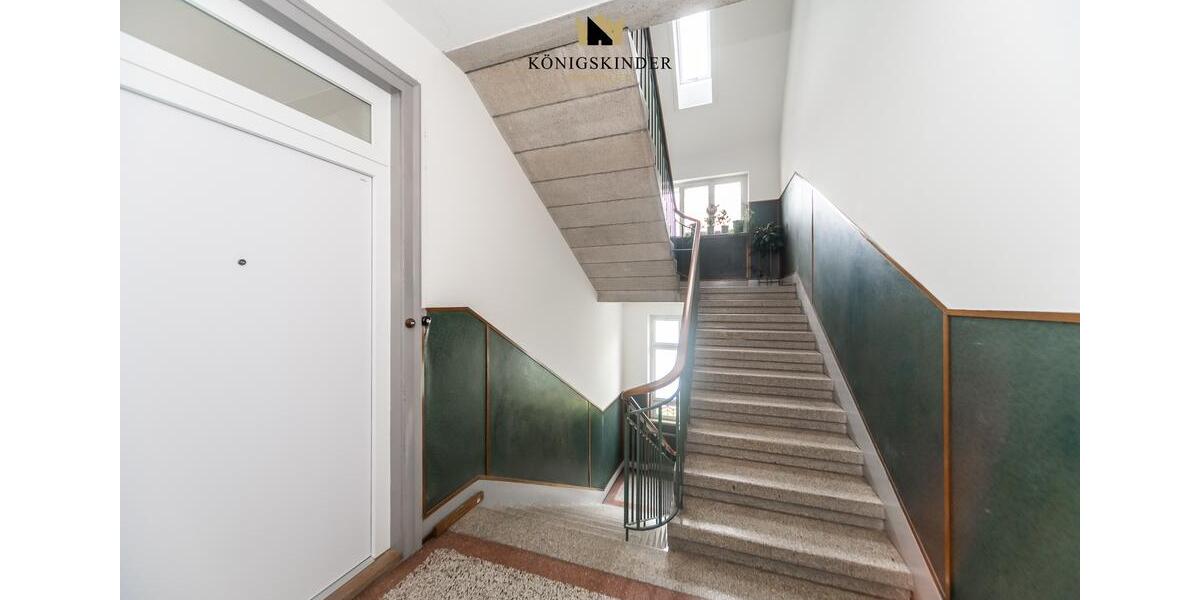 Etagenwohnung Stuttgart Bad Cannstatt - 4 Zimmer, 140 m&sup2;, 1.950&euro; | Angebot:26585778