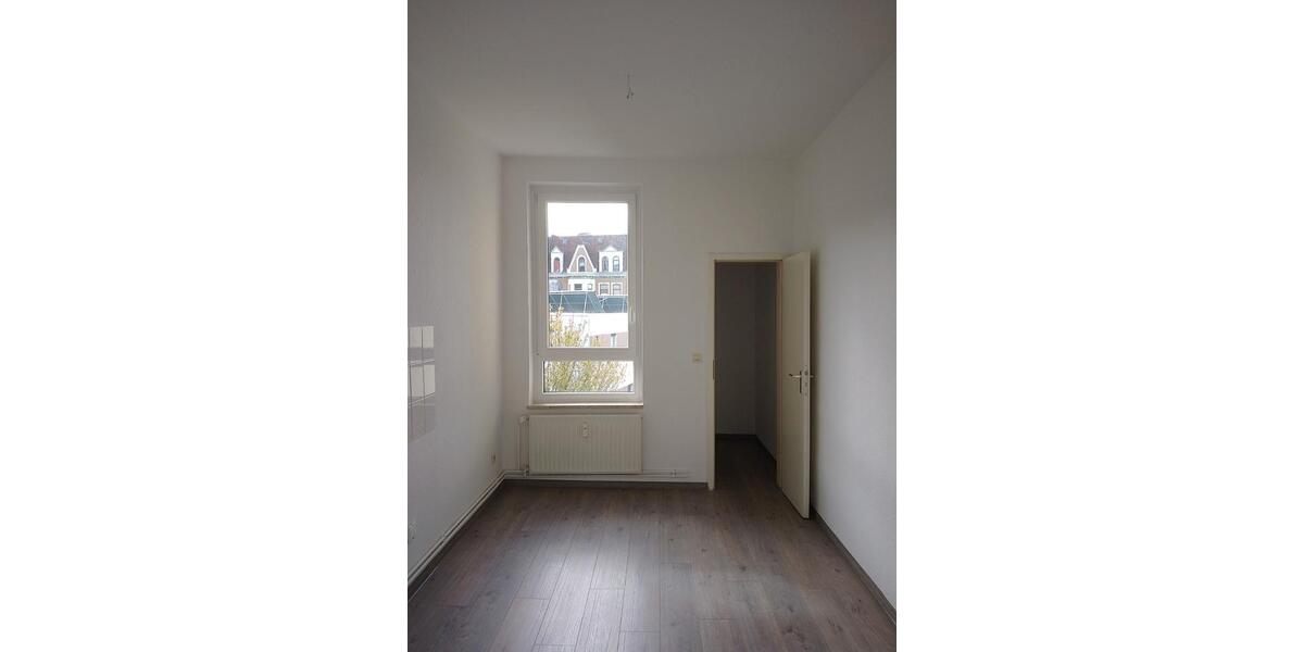 Etagenwohnung Bremerhaven - 3 Zimmer, 77 m&sup2;, 540&euro; | Angebot:26495866
