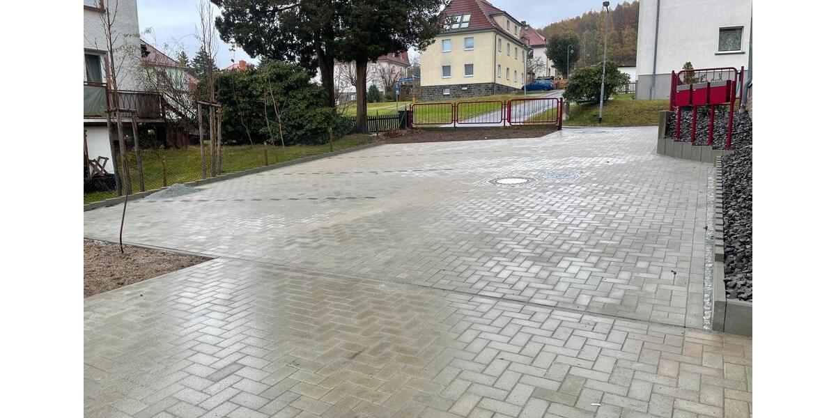 Dachgeschoßwohnung Ebersbach-Neugersdorf Neugersdorf - 2 Zimmer, 90 m&sup2;, 800&euro; | Angebot:25710535