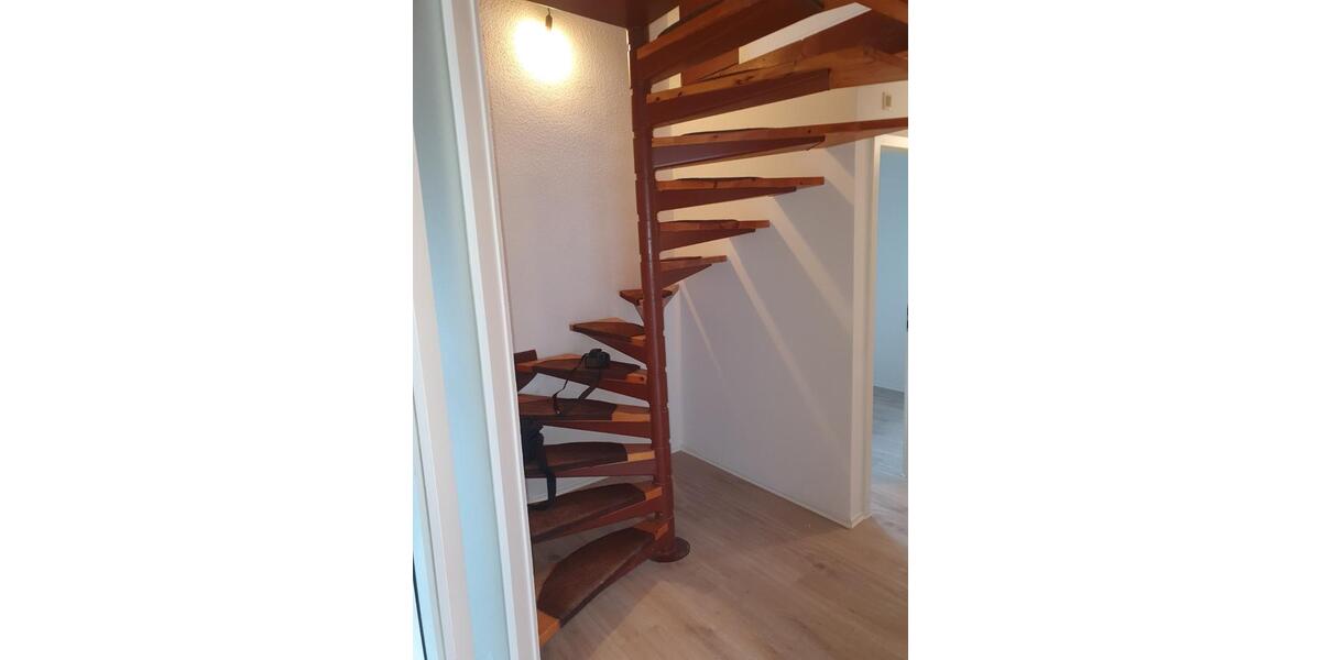 Wohnen im historischen Bahnhof von Erpel 3 zimmer