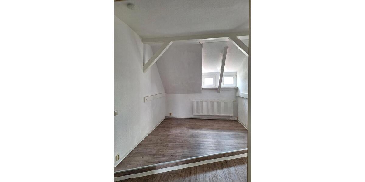 Dachgeschoßwohnung Allstedt - 4 Zimmer, 600&euro; | Angebot:21659156