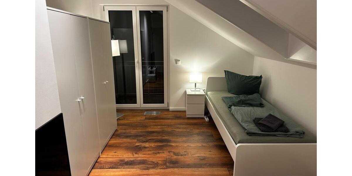 Wohnen auf Zeit Hausham - 7 Zimmer, 80 m&sup2;, 30&euro; | Angebot:26349815